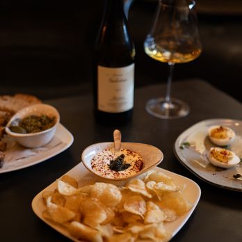 HiFi Wine Bar - Paired cuisine - Wine Bars Near Me - McMinnville, Oregon HiFi Wine Bar - Paired cuisine - Wine Bars Near Me - McMinnville, Oregon
