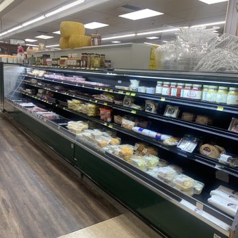 Piggly Wiggly - Pita? Dates? Baklava? They gotchu. - Grocery Near Me - Fairhope, Alabama
