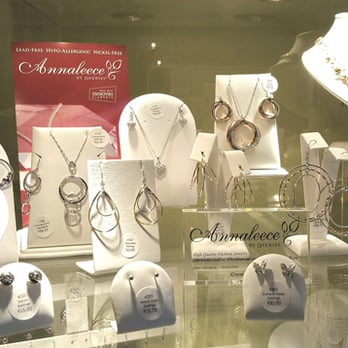 Jaynebugs Giftique - Annaleece is a high quality affordable fashion jewelry. Made from Rhodium plated or 22 K gold
Crystallized with Swarovski - Gift Shops Near Me - Batesville, Indiana Jaynebugs Giftique - Annaleece is a high quality affordable fashion jewelry. Made from Rhodium plated or 22 K gold
Crystallized with Swarovski - Gift Shops Near Me - Batesville, Indiana