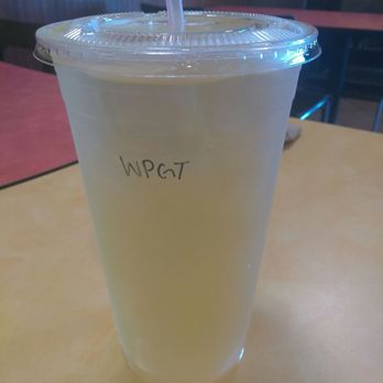 D Grill Boy - This is their White Peach Green Tea which is really good - Juice Bars & Smoothies Near Me - Ontario, California