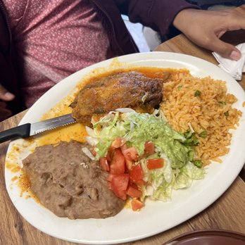 Fidelos Mexican Restaurant - Chile relleno - Mexican Near Me - San Antonio, Texas