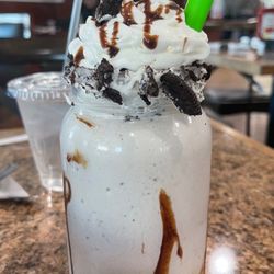 South Side 35 Diner - Oreo milkshake... for breakfast?!?!  Yep.