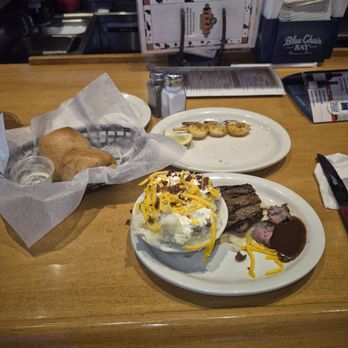 Texas Roadhouse - 6 Oz sirloin, 3 add 0n shrimp and loaded potatos - Barbeque Near Me - Rialto, California Texas Roadhouse - 6 Oz sirloin, 3 add 0n shrimp and loaded potatos - Barbeque Near Me - Rialto, California