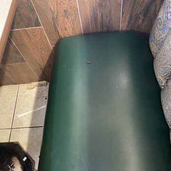 El Herradero - Bench food on it. Trash on floor. Gross - Mexican Near Me - Santa Maria, California El Herradero - Bench food on it. Trash on floor. Gross - Mexican Near Me - Santa Maria, California