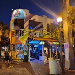 MUNCHIE'S PIZZA CLUB - Updated October 2025 - 93 Photos & 95