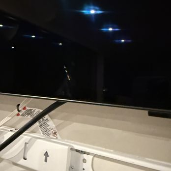 TV Wall Mounters - Crack in the screen - TV Mounting Near Me TV Wall Mounters - Crack in the screen - TV Mounting Near Me