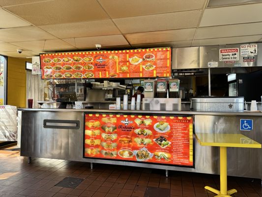 Roberto's Taco Shop by null