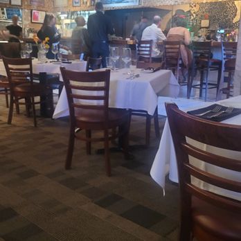 Dwight's Bistro - French Near Me - Jacksonville Beach, Florida