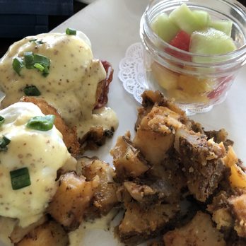The Attic - Boxy Benedict! - Breakfast & Brunch Near Me - Long Beach, California