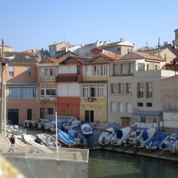 Anse de Malmousque - Local Flavor Near Me - Marseille, 13