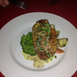 Raffaele's Cantina - Chicken Frangelico. A little sweet, very moist and tasty chicken.