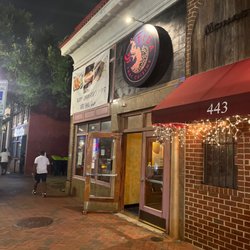 Tida Thai Cuisine NFK - The rest looks outside