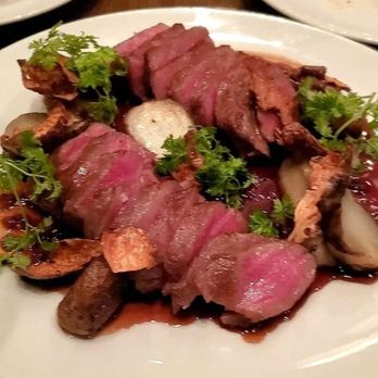 Tableau Bar Bistro - Bars Near Me - Vancouver, British Columbia