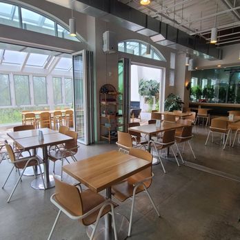Getaway Brewing - Interior - Pubs Near Me - Dublin, Ohio
