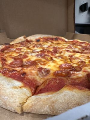 Fiori's Pizzaria by null