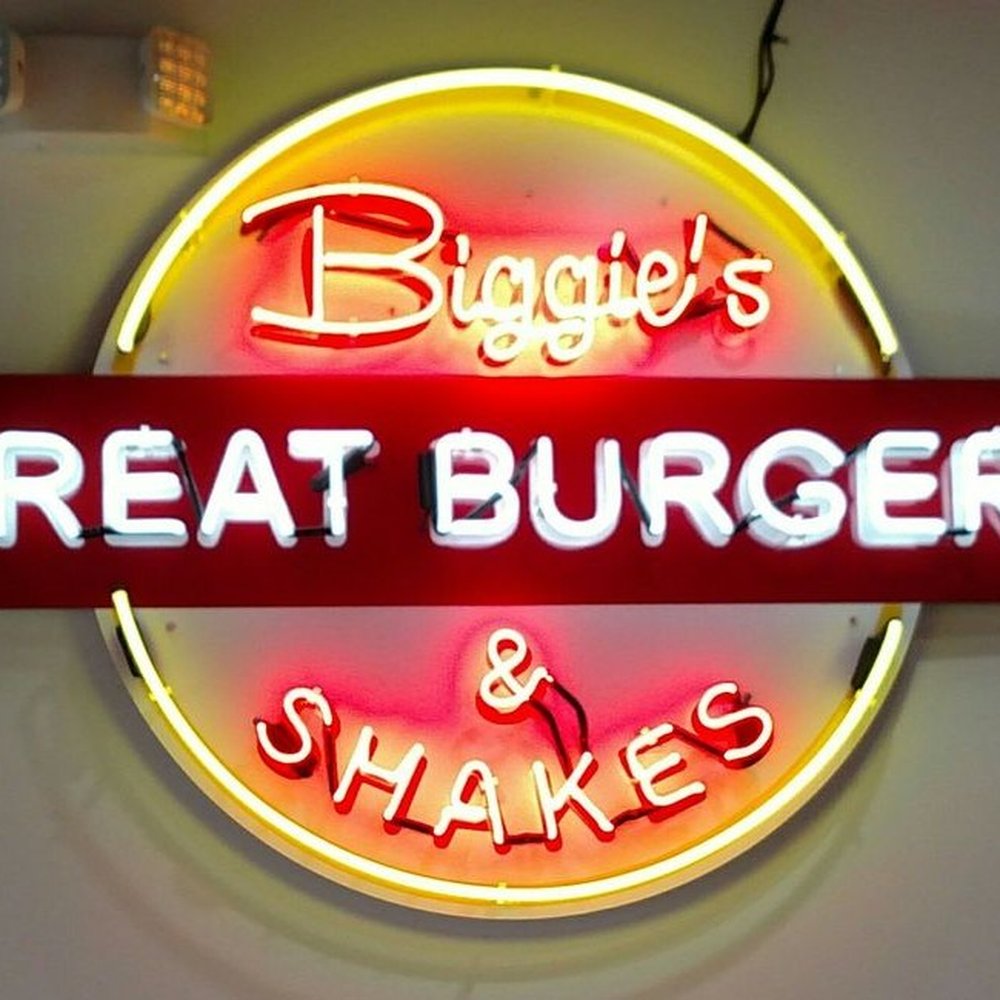 Biggie's Burgers - Neon sign - Burgers Near Me - San Diego, California Biggie's Burgers - Neon sign - Burgers Near Me - San Diego, California