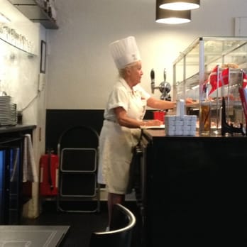 Restaurant Ida Davidsen - Ida explains a dish - Scandinavian Near Me - Copenhagen, 84 Restaurant Ida Davidsen - Ida explains a dish - Scandinavian Near Me - Copenhagen, 84