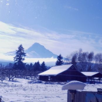 Solera Brewery - Winter view - Breweries Near Me - Mount Hood Parkdale, Oregon Solera Brewery - Winter view - Breweries Near Me - Mount Hood Parkdale, Oregon