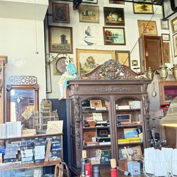 Cafe Bassam - Coffee & Tea Near Me - San Diego, California