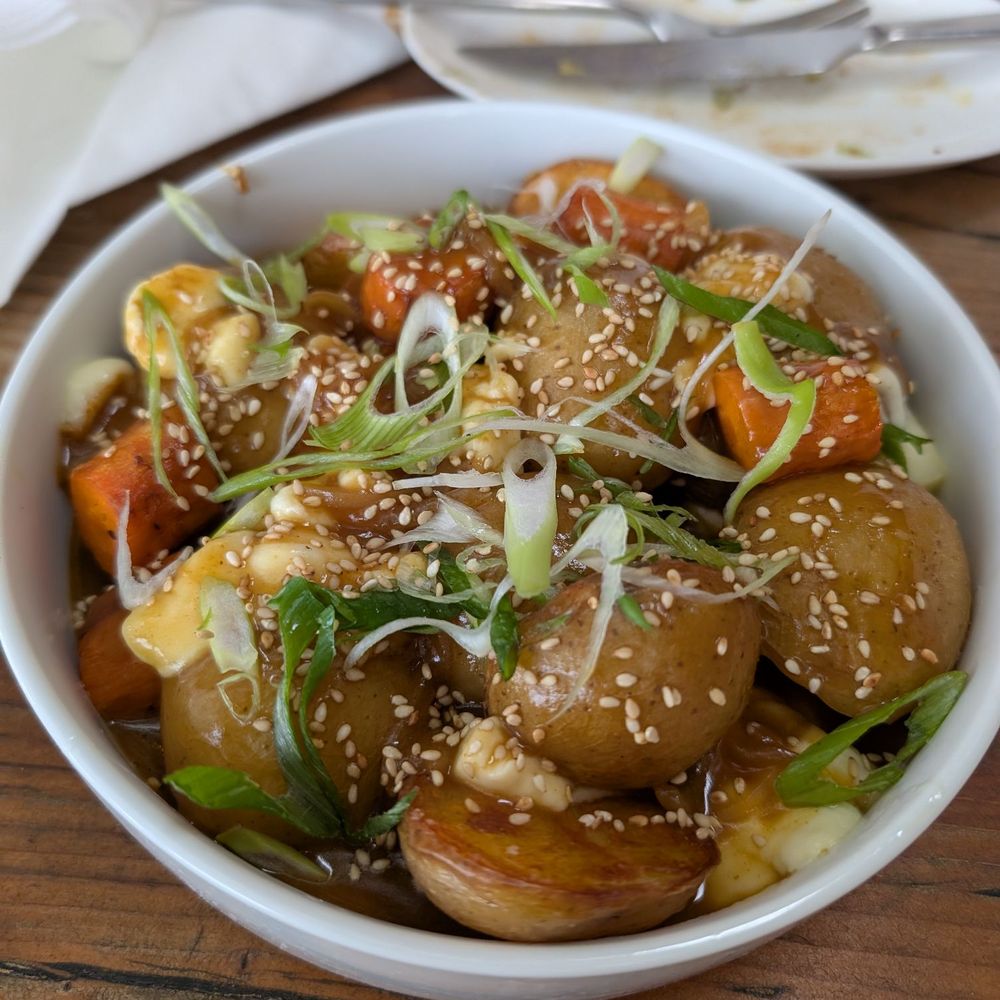 Little Wolf - Japanese curry poutine - Canadian (New) Near Me - Edmonton, Alberta Little Wolf - Japanese curry poutine - Canadian (New) Near Me - Edmonton, Alberta