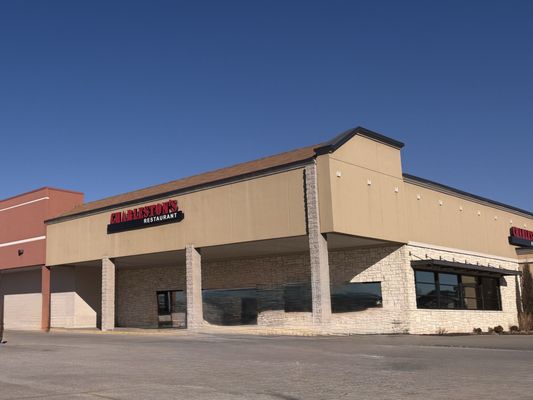 Charleston's Restaurant by null