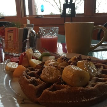 Point Au Roche Lodge - Wake up to home cooked breakfast! - Hotels Near Me - Plattsburgh, New York Point Au Roche Lodge - Wake up to home cooked breakfast! - Hotels Near Me - Plattsburgh, New York