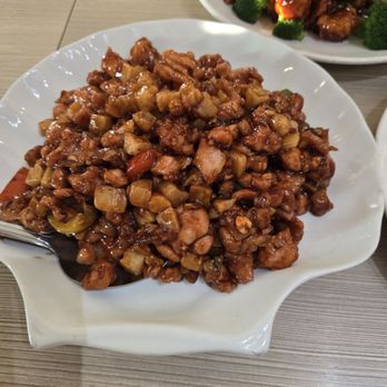 The Upper House - Kung Pao Chicken - Chinese Near Me - Claremont, California