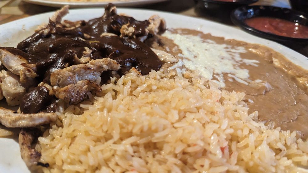 MARIA’S MEXICAN RESTAURANT Updated November 2024 27 Photos & 42