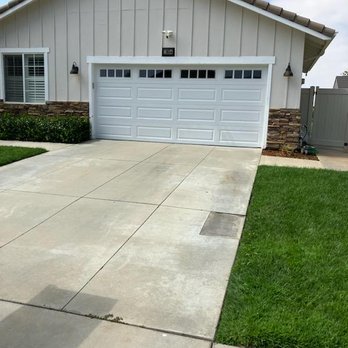 Lloyd Copelan Garage Doors - Garage Door Services Near Me - Redlands, California