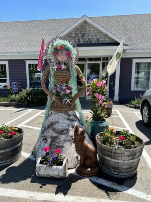 Dot’s Market by null