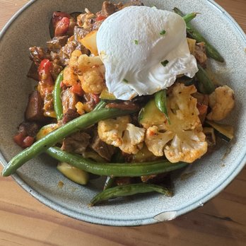 Darling - Corned beef and veggie hash - Breakfast & Brunch Near Me - Minneapolis, Minnesota Darling - Corned beef and veggie hash - Breakfast & Brunch Near Me - Minneapolis, Minnesota
