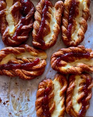 Alon's Bakery & Market by null
