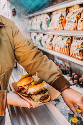 Easy Slider - East Side Ave. by null