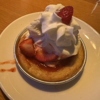 BJ's Restaurant & Brewhouse - Kids strawberry shortcake pizzokie - New American Near Me - Daytona Beach, Florida BJ's Restaurant & Brewhouse - Kids strawberry shortcake pizzokie - New American Near Me - Daytona Beach, Florida