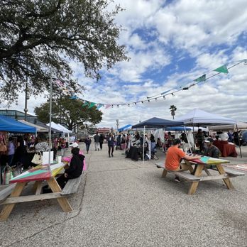 MONTROSE MARKETPLACE - Updated January 2026 - 1001 Westheimer Rd