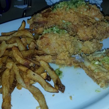 Pyrenees Cafe - Garlic fried chicken - Basque Near Me - Bakersfield, California Pyrenees Cafe - Garlic fried chicken - Basque Near Me - Bakersfield, California