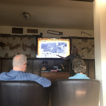 Kennicott Glacier Lodge - Ranger presentation!! - Hotels Near Me - Kennicott, Alaska