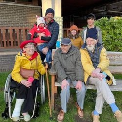 Lindsay & Gilmour - A day out and the dressed leg by the Nurse !