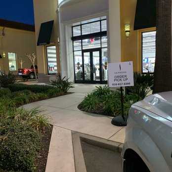 SEPHORA - Guarding the door 10 min till - Cosmetics & Beauty Supply Near Me - Folsom, California