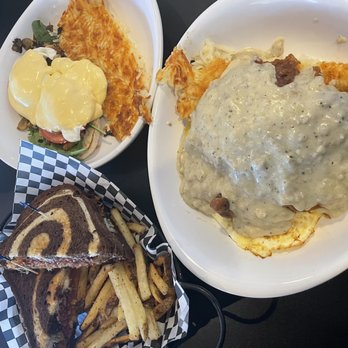 Moe Joe's Breakfast Eatery - Egg Florentine, reuben, Chicken Fried Steak - Breakfast & Brunch Near Me - Meridian, Idaho