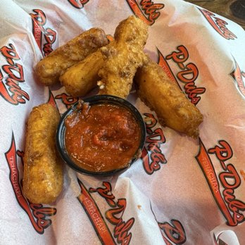 P-Dubs Brew Pub - Mozzarella sticks - Pubs Near Me - Tehachapi, California