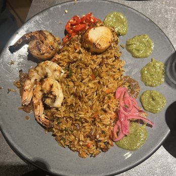 Livery - Indianapolis - Paw - Latin American Near Me - Indianapolis, Indiana Livery - Indianapolis - Paw - Latin American Near Me - Indianapolis, Indiana