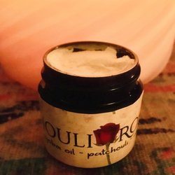 Nappily Naturals - Patchouli Rose Shea butter - The perfect scent after an evening bath