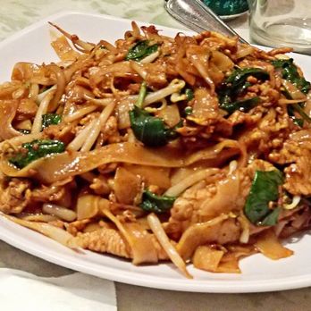 Bangkok Chef - Pad kee.mao - Thai Near Me - Honolulu, Hawaii Bangkok Chef - Pad kee.mao - Thai Near Me - Honolulu, Hawaii