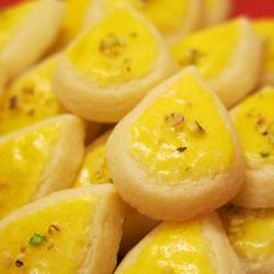 Rosewater Bakery - Saffron pistachio Cookies