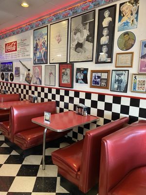 Blue Moon Cafe by null