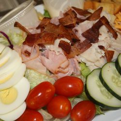 Castles Corner - Fresh Cobb Salad
