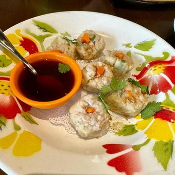 Thai Square Restaurant - Thai Near Me - Arlington, Virginia