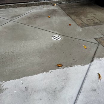 Naturescape Pools - Drains completely clogged. - Pool & Hot Tub Service Near Me - Perris, California