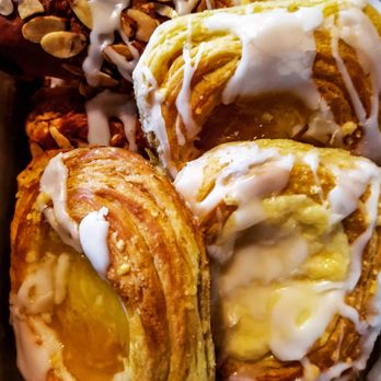 Schlegl's Bakery - Sweet Rolls - Bakeries Near Me - Lincolnwood, Illinois Schlegl's Bakery - Sweet Rolls - Bakeries Near Me - Lincolnwood, Illinois